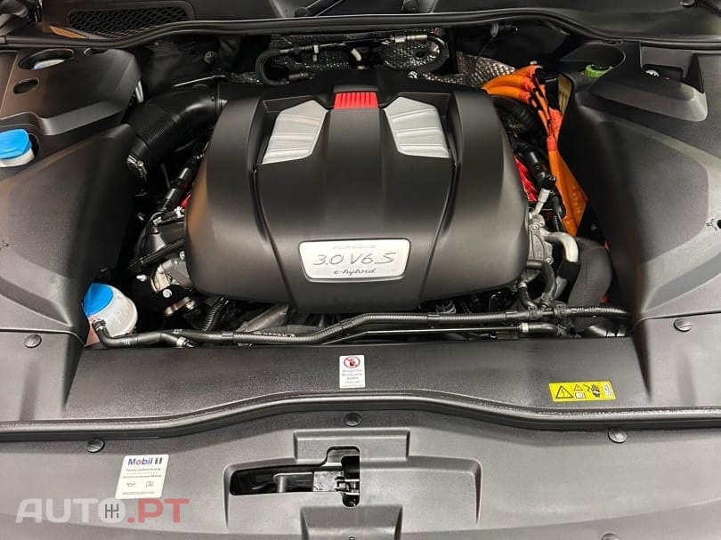 Porsche Cayenne S E-Hybrid Platinum Edition