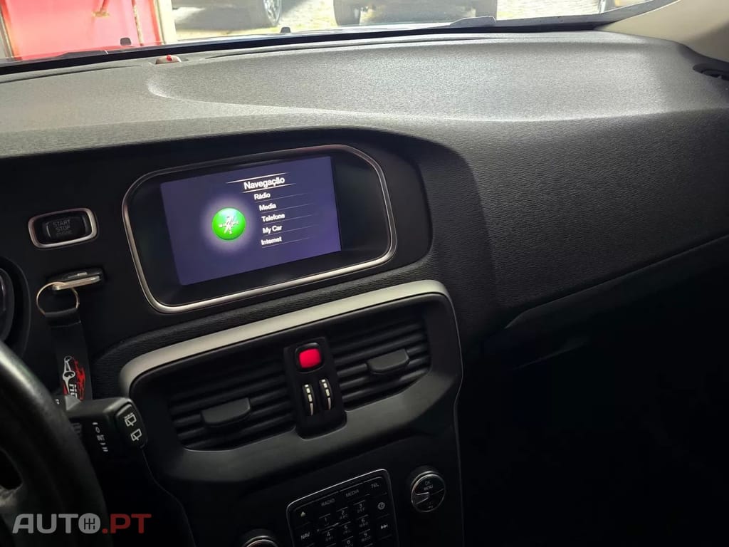 Volvo V40 2.0 D3 Momentum