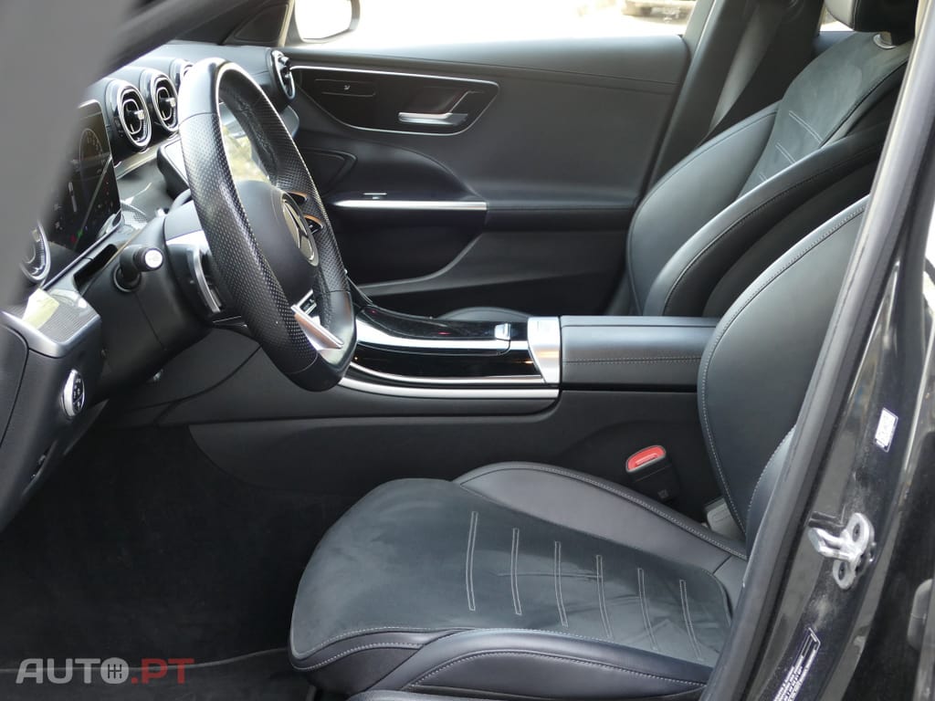 Mercedes-Benz C 300 e AMG Line