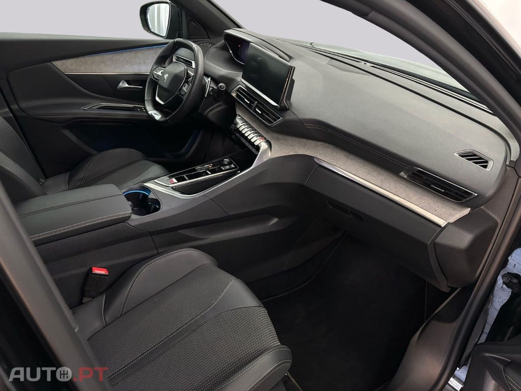 Peugeot 3008 GT EAT8