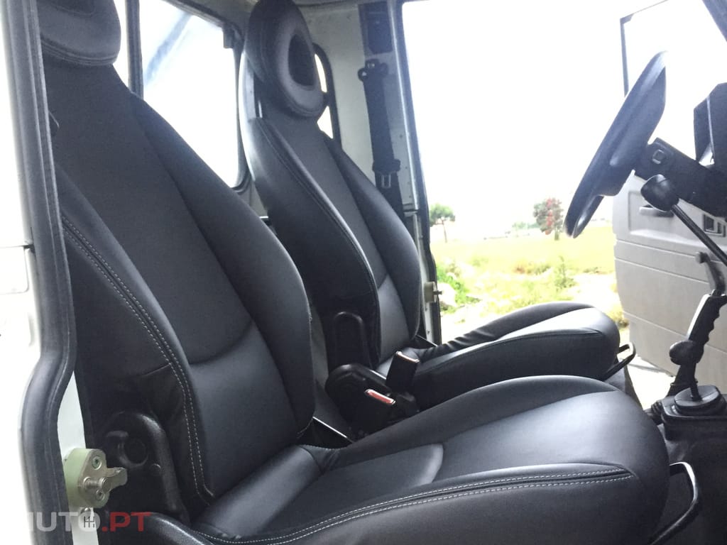 Land Rover Defender 90 cabtruck