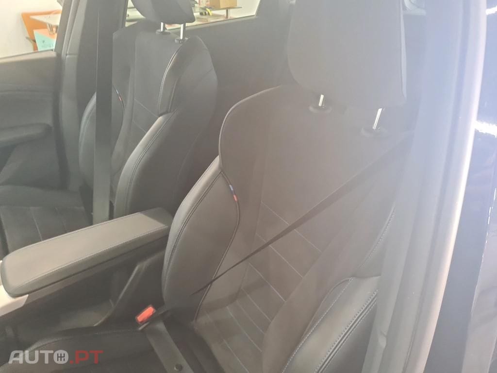 BMW 225 e xDrive Pack Desportivo M