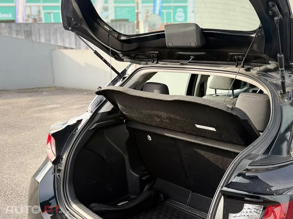 Toyota Yaris 1.0 VVT-i Comfort Plus