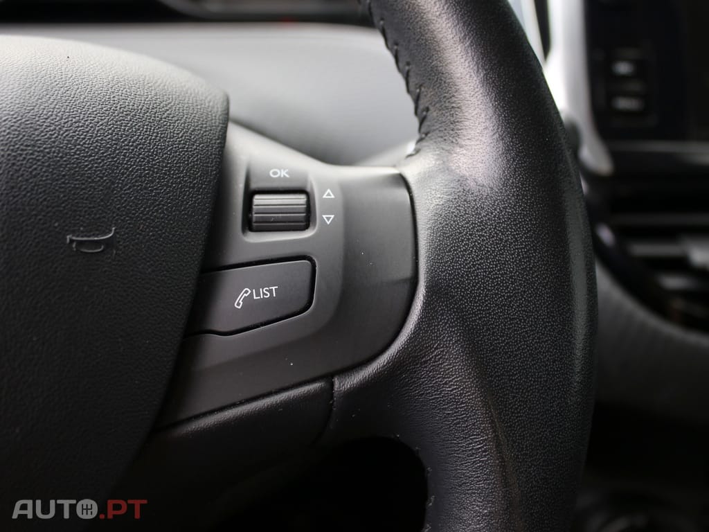 Peugeot 208 1.2 PureTech Style