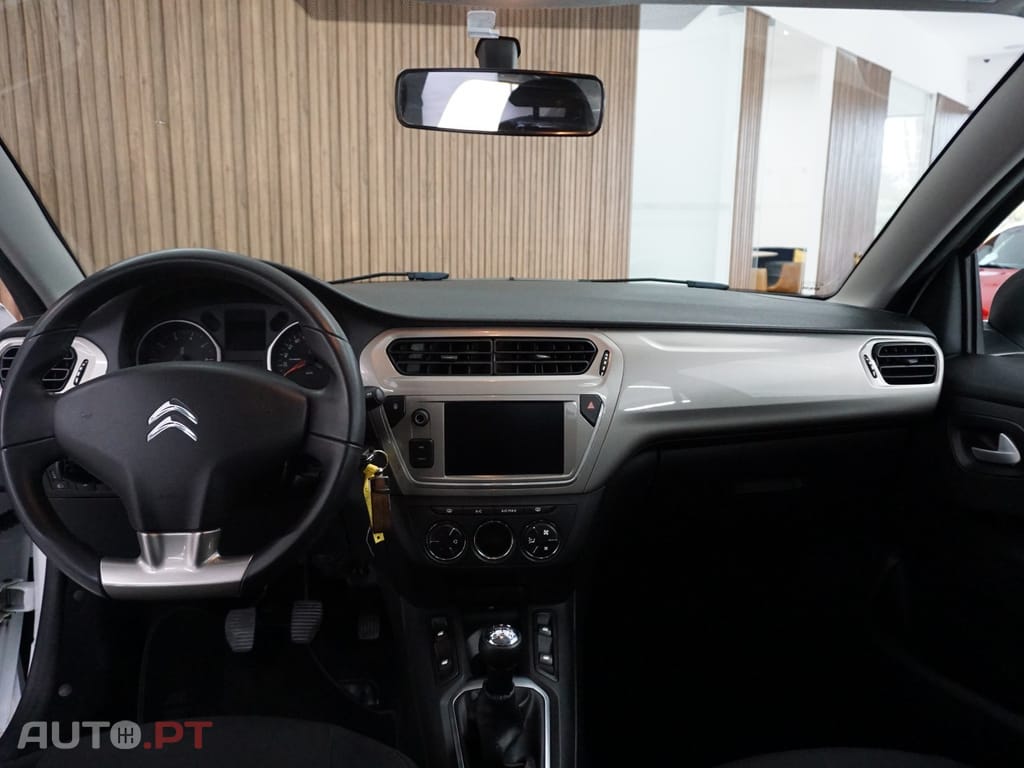 Citroen C-Elysée 1.2 PureTech Shine