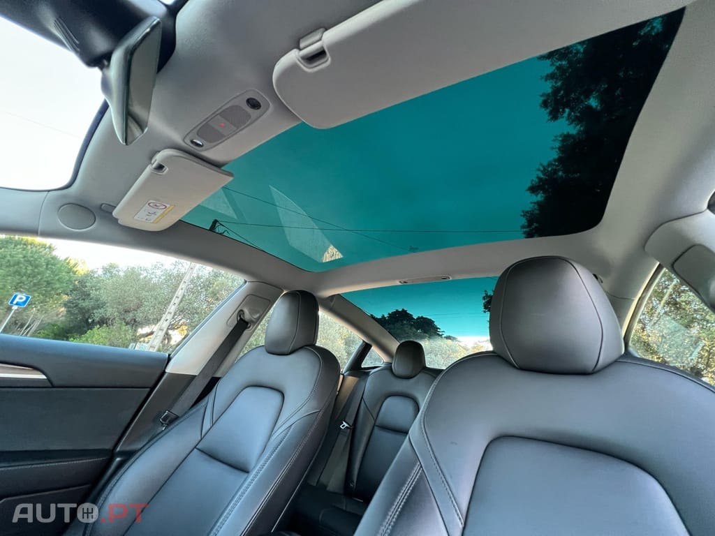 Tesla Model 3 Standard Range Plus RWD