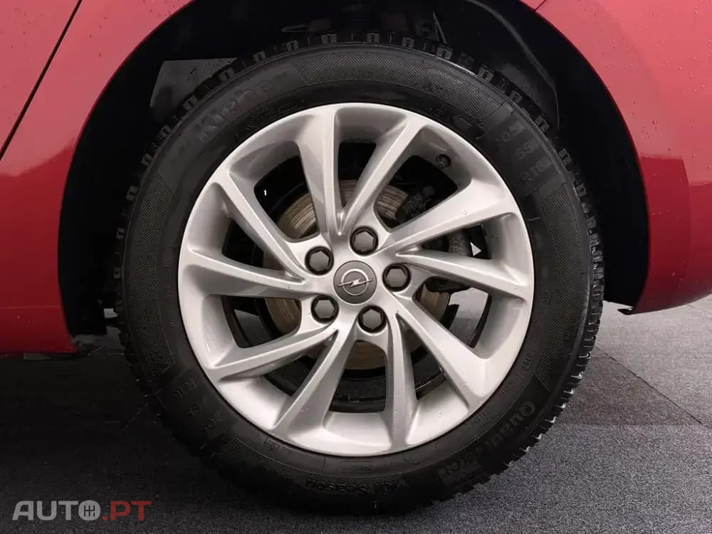 Opel Astra 1.2 Turbo Edition