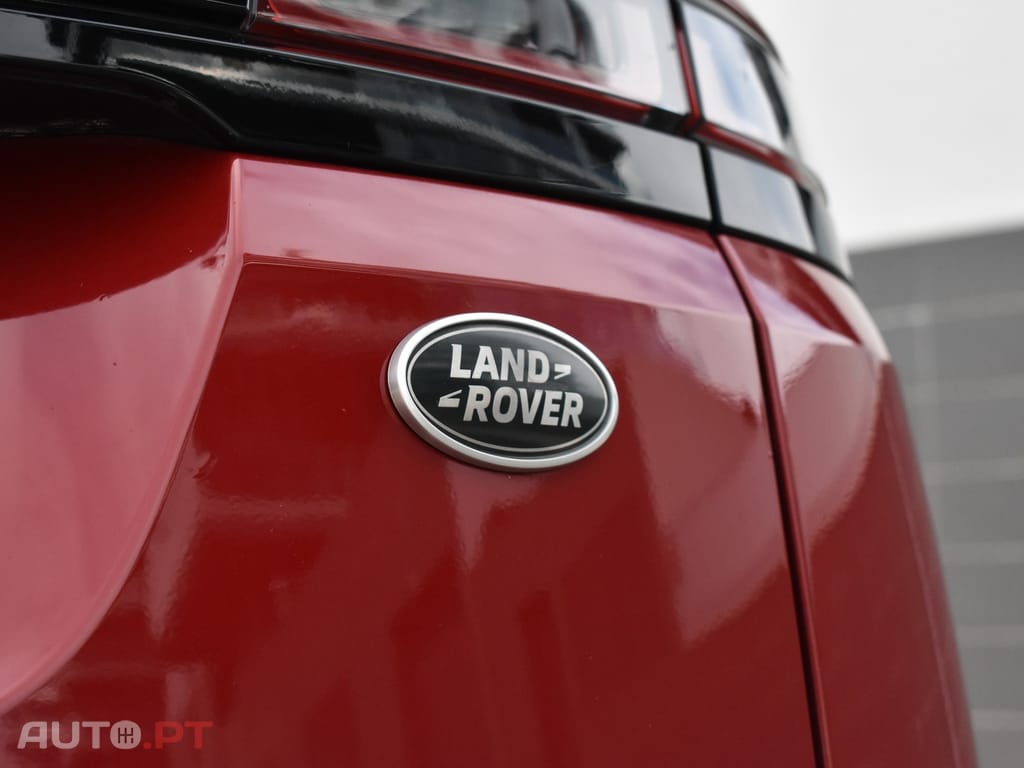 Land Rover Evoque 1.5 P300e AWD R-Dynamic SE Auto