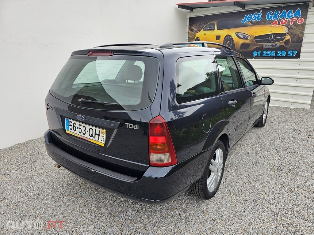 Ford Focus SW 1.8 TDdi Ghia