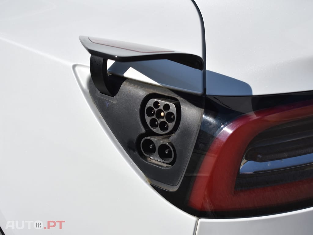 Tesla Model 3 Standard RWD Plus