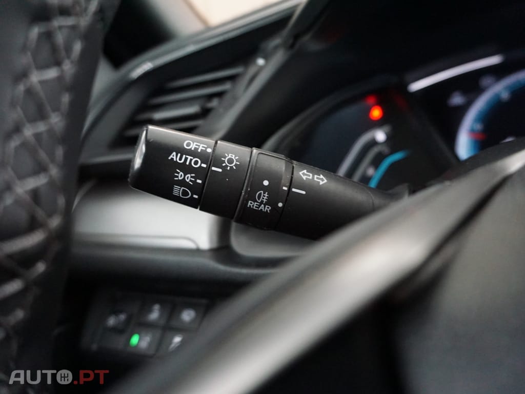 Honda Civic 1.6 i-DTEC Elegance Navi