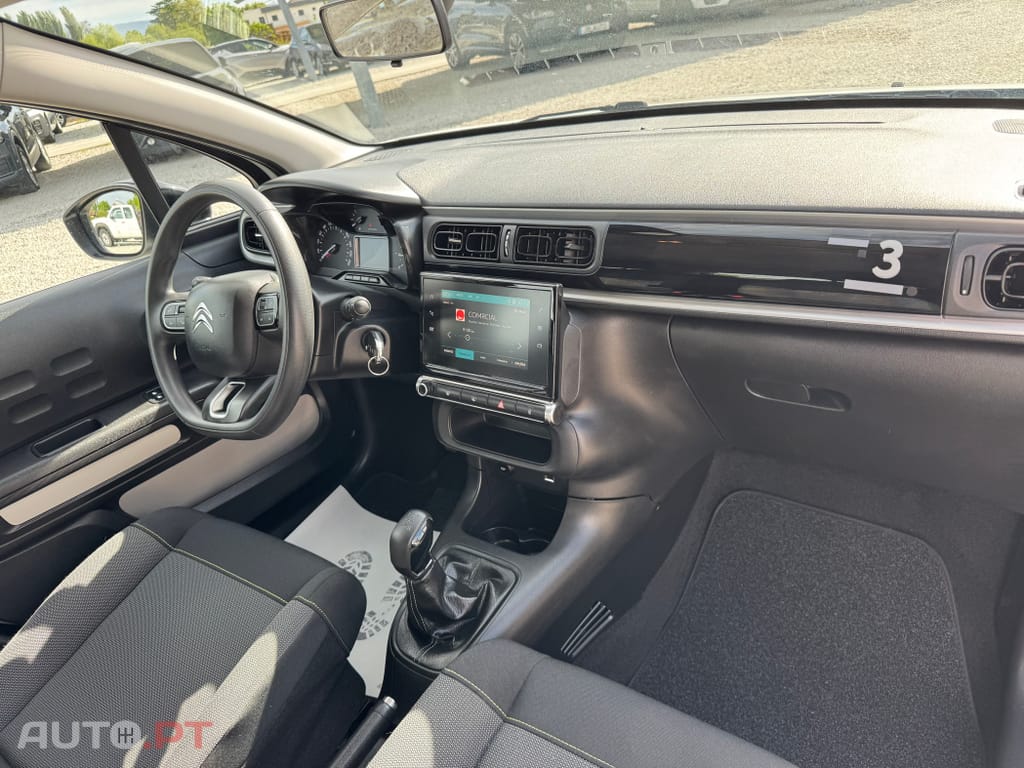 Citroen C3 1.2 PureTech Graphic