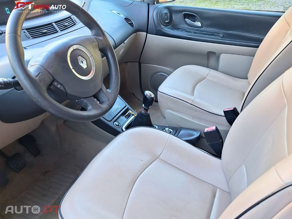 Renault Grand Espace 2.0 dCi Initiale 7L