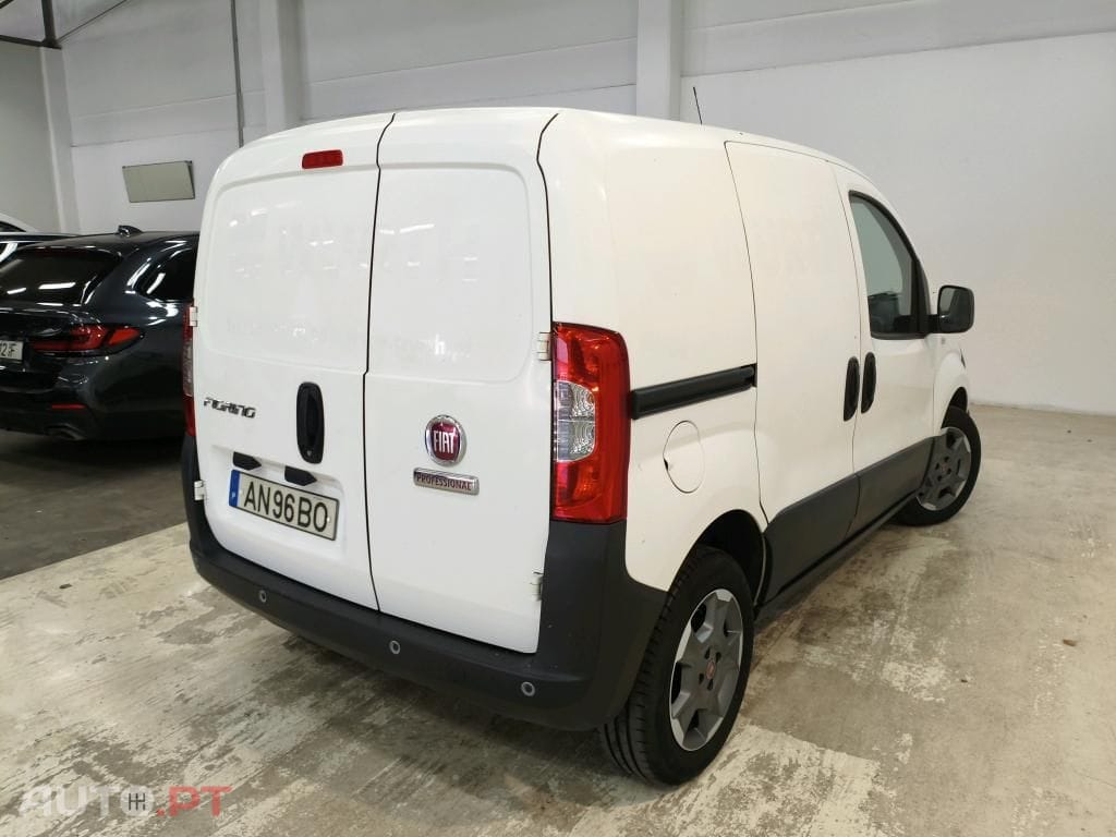 Fiat Fiorino (225) 1.3 M-jet Adventure