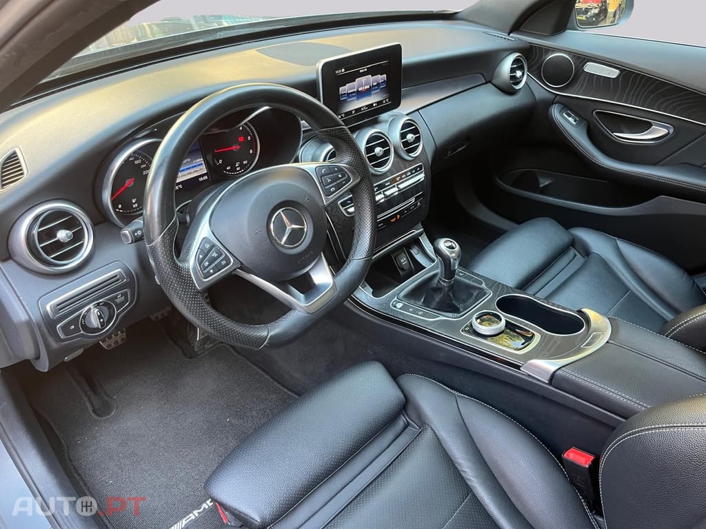 Mercedes-Benz C 200 D AMG LINE