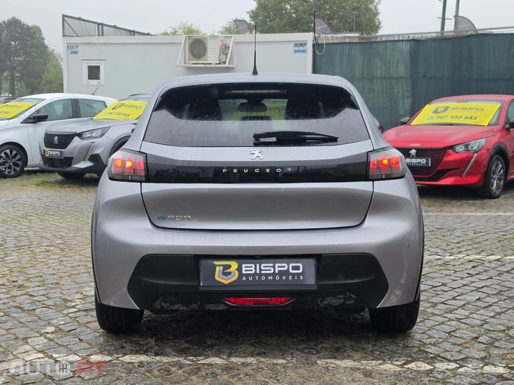 Peugeot E-208 50 kWh GT Pack