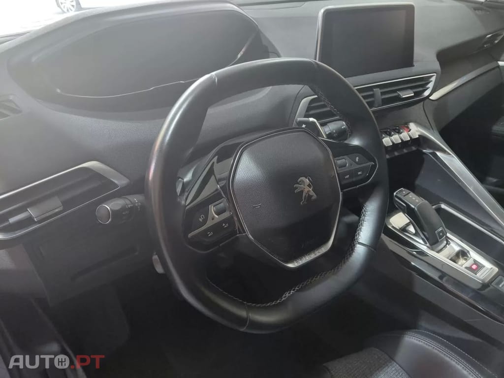 Peugeot 3008 1.2 PureTech Allure EAT6