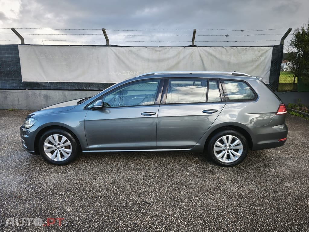 Volkswagen Golf Variant 1.6 TDi Confortline DSG