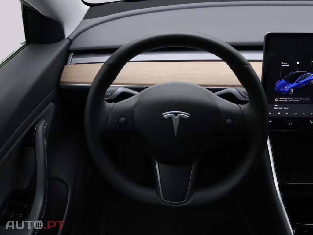 Tesla Model 3 Long-Range AWD I.V.A DEDUTÍVEL