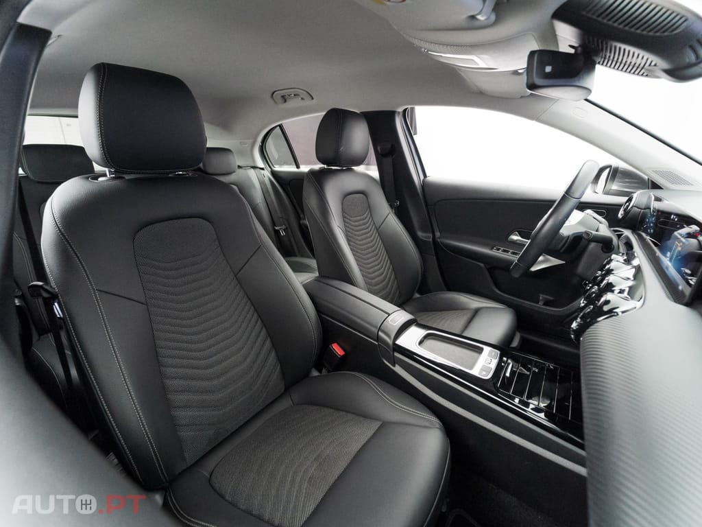 Mercedes-Benz A 250 e Style Plus