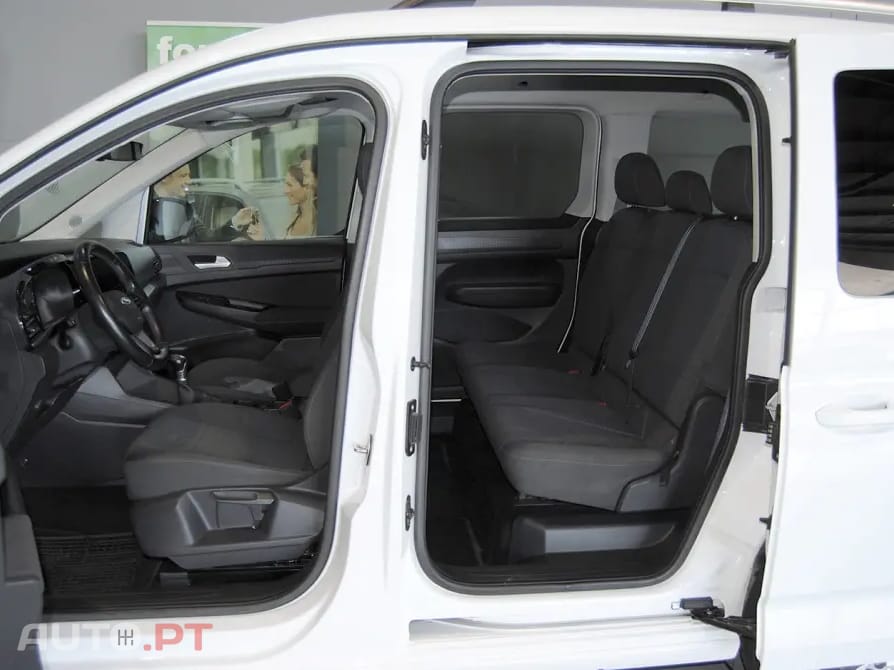 Ford Tourneo 2.0 TDCi Titanium 5 lugares