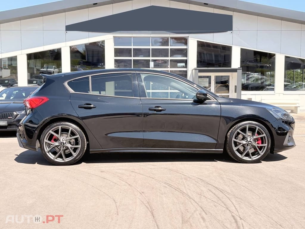 Ford Focus 2.3 EcoBoost ST