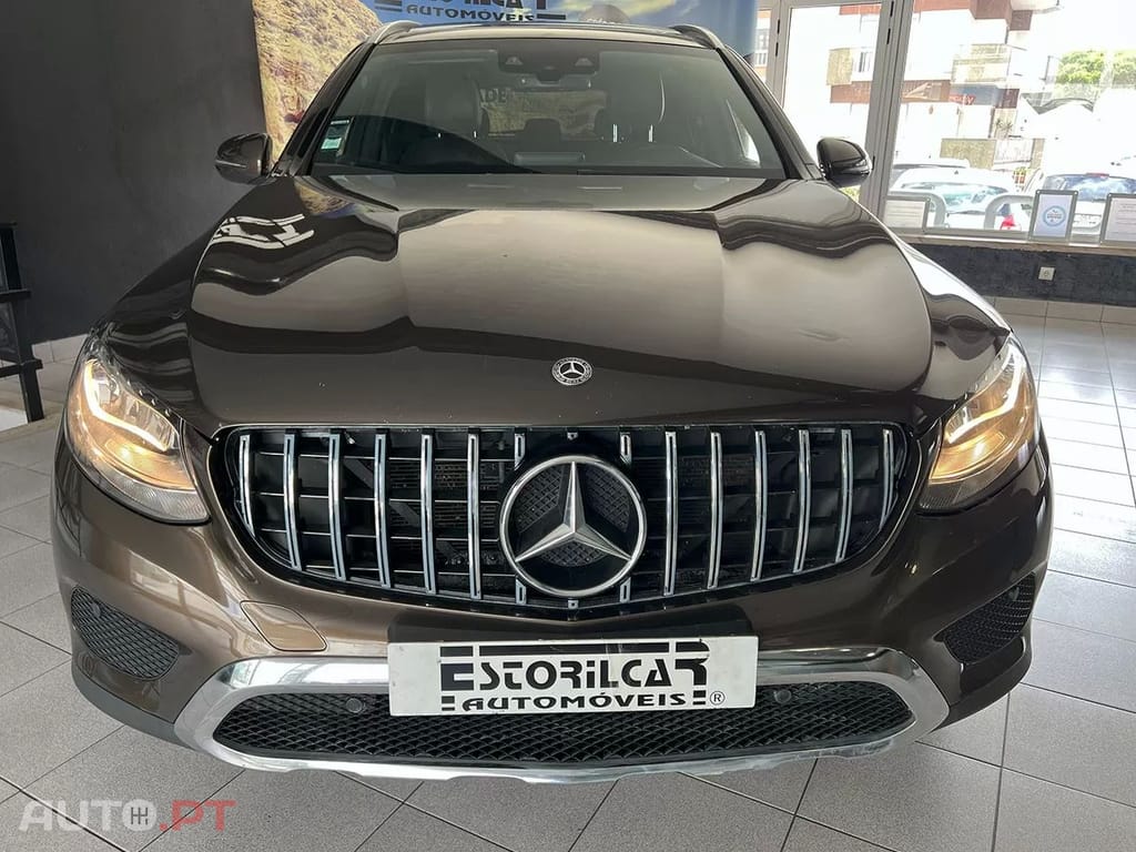 Mercedes-Benz GLC 220 D 4 MATIC