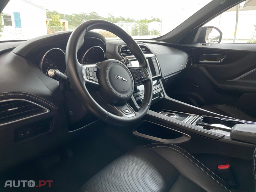 Jaguar F-Pace 2.0 i4D R-Sport Aut.