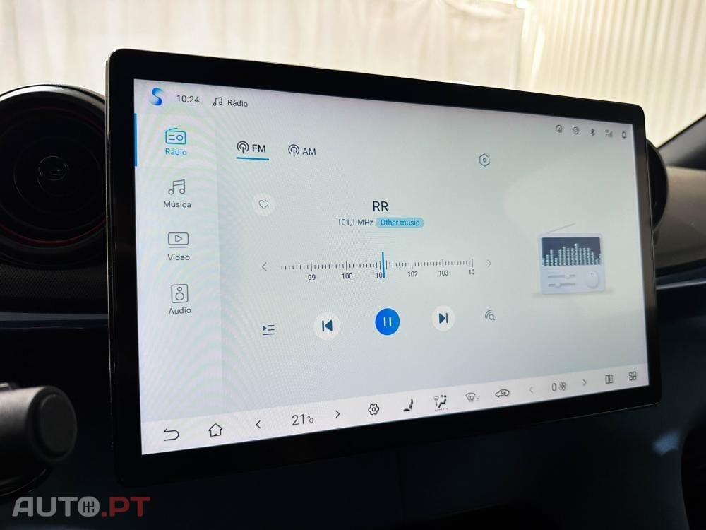 BYD Dolphin 60.4 kWh Design