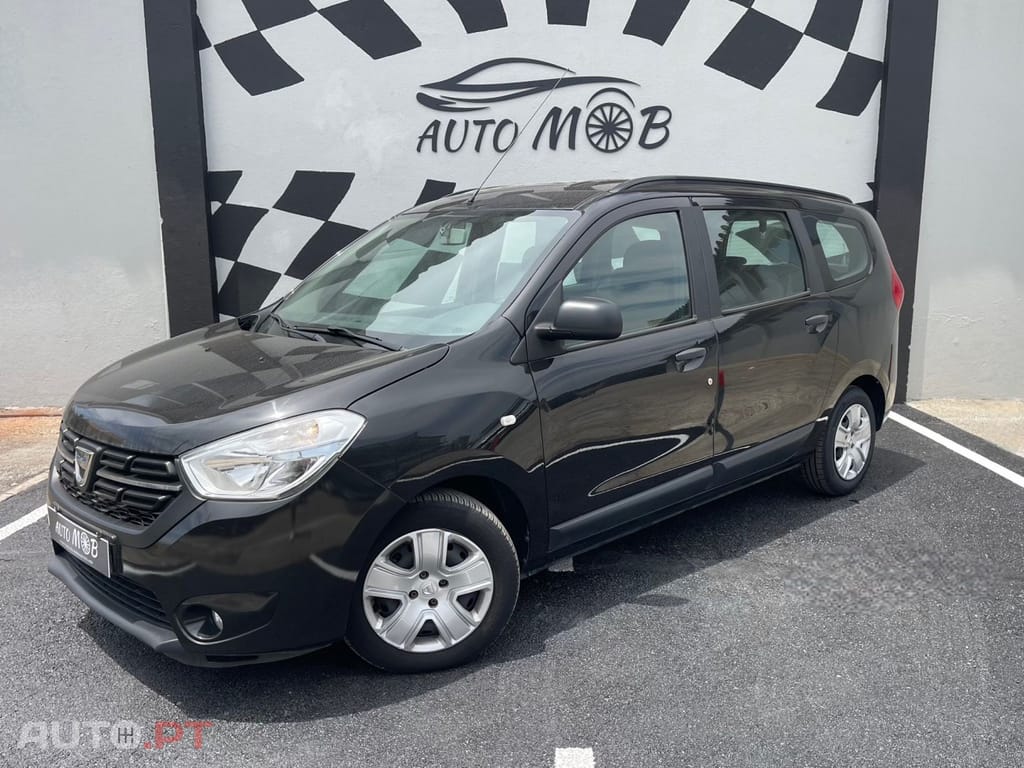 Dacia Lodgy 1.5 Blue dCi Stepway 7L