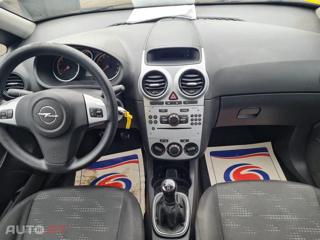 Opel Corsa 1.2 Enjoy S/S
