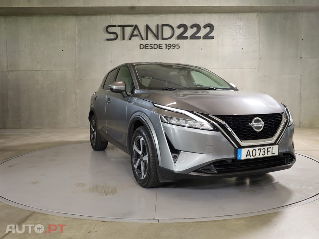 Nissan Qashqai 1.3 DIG-T N-Connecta J18