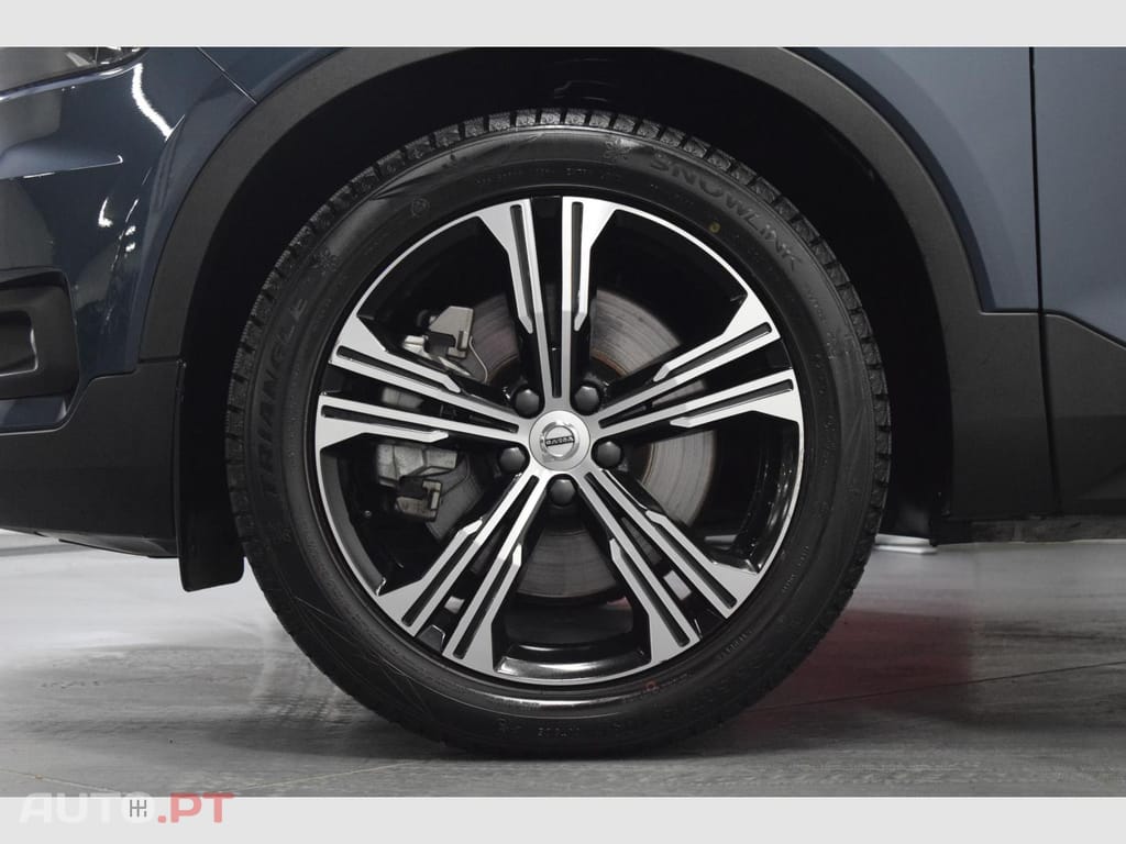 Volvo XC40 1.5 T4 211 PHEV Inscription