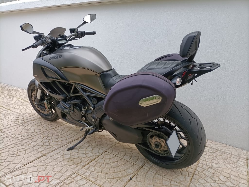 Ducati Diavel 1200 STRADA ABS