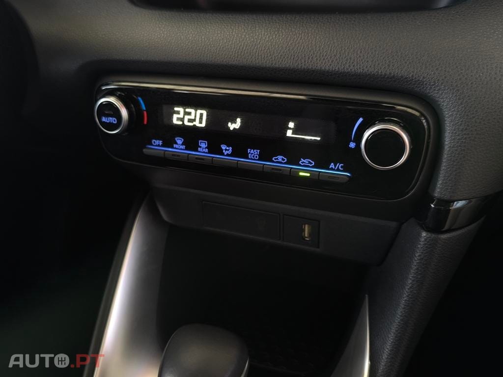 Toyota Yaris 1.5 HDF COMFORT PLUS 115 CV
