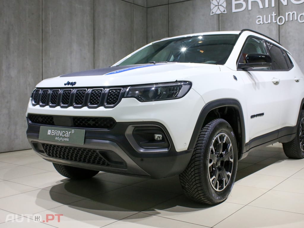 Jeep Compass 1.3 TG 4Xe Trailhawk