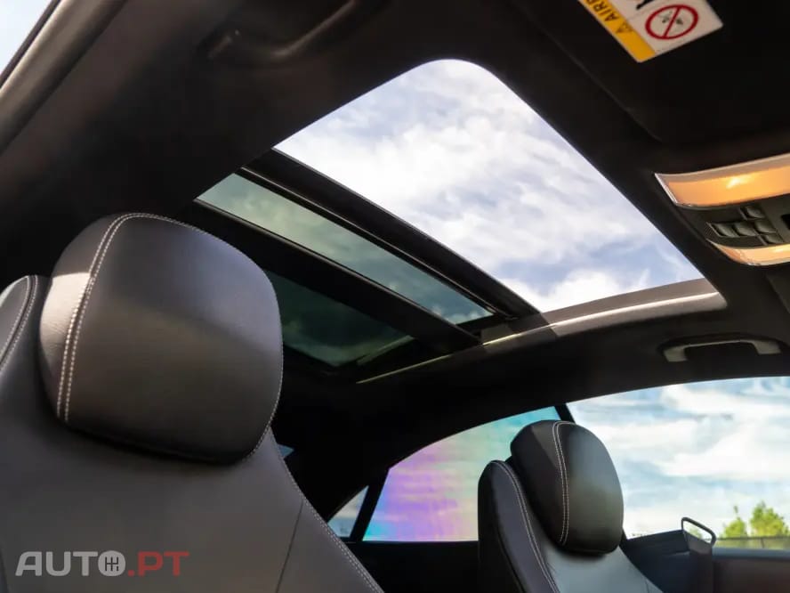 Mercedes-Benz E 220 CDI Elegance BE Auto.