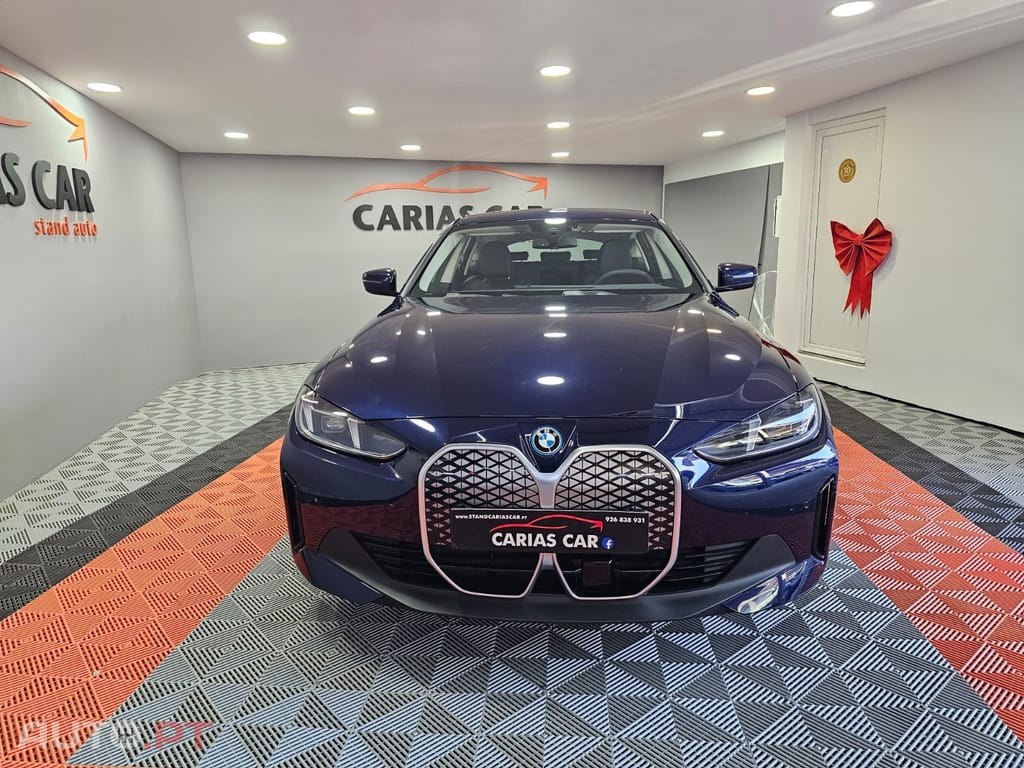 BMW i4 eDrive35 — fotografia 3