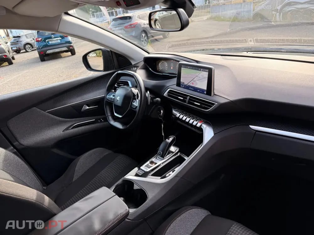 Peugeot 3008 1.6 BlueHDi Allure EAT6