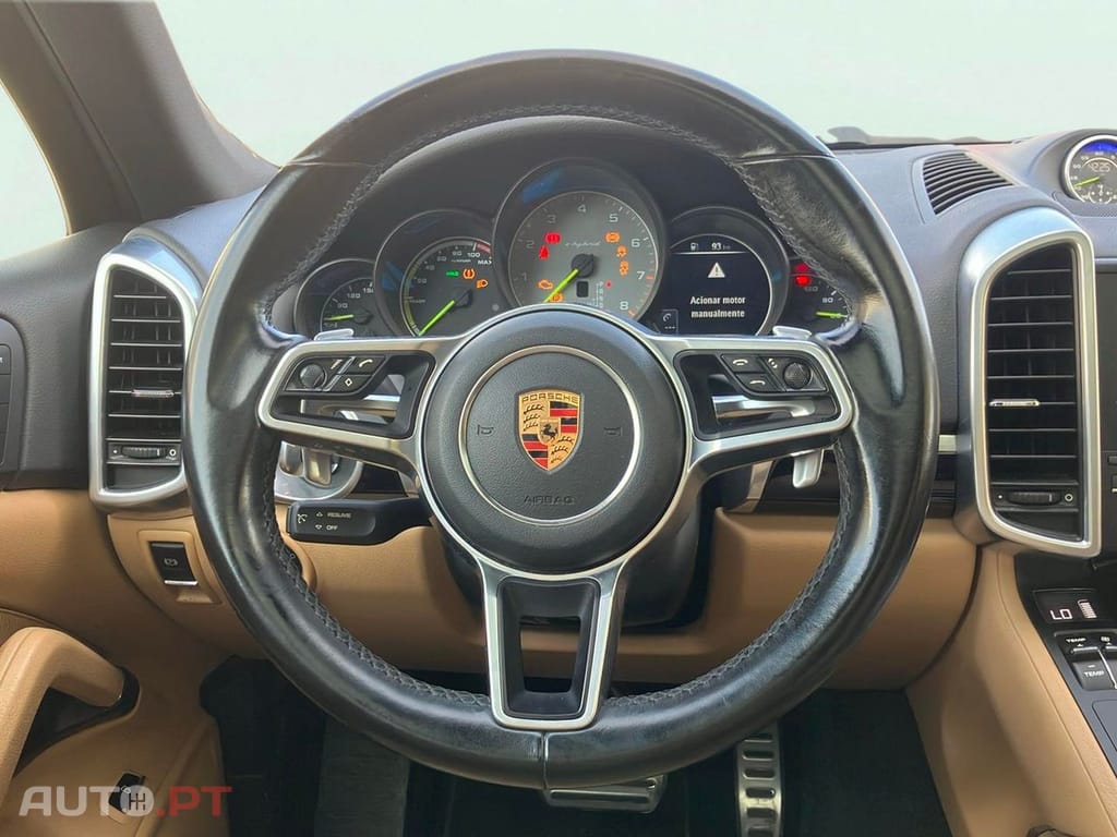 Porsche Cayenne S E-Hybrid