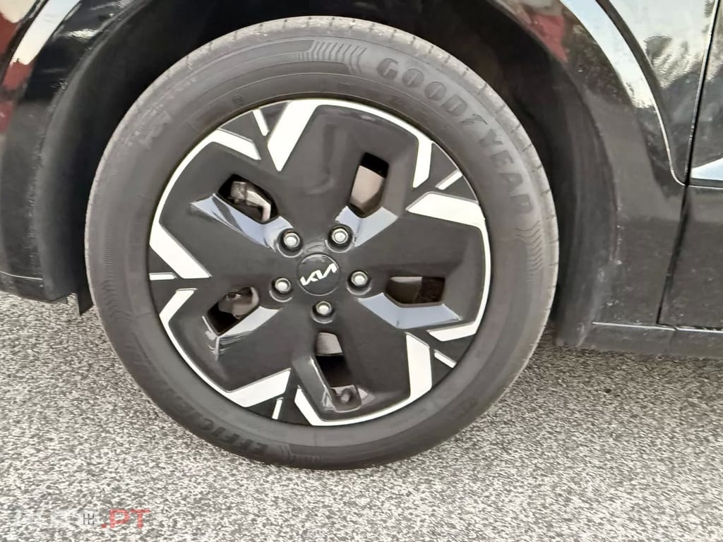 Kia Niro 64kWh Tech