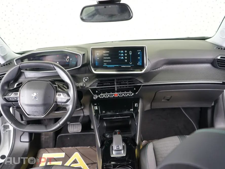 Peugeot 2008 1.2 PureTech Allure Pack EAT8
