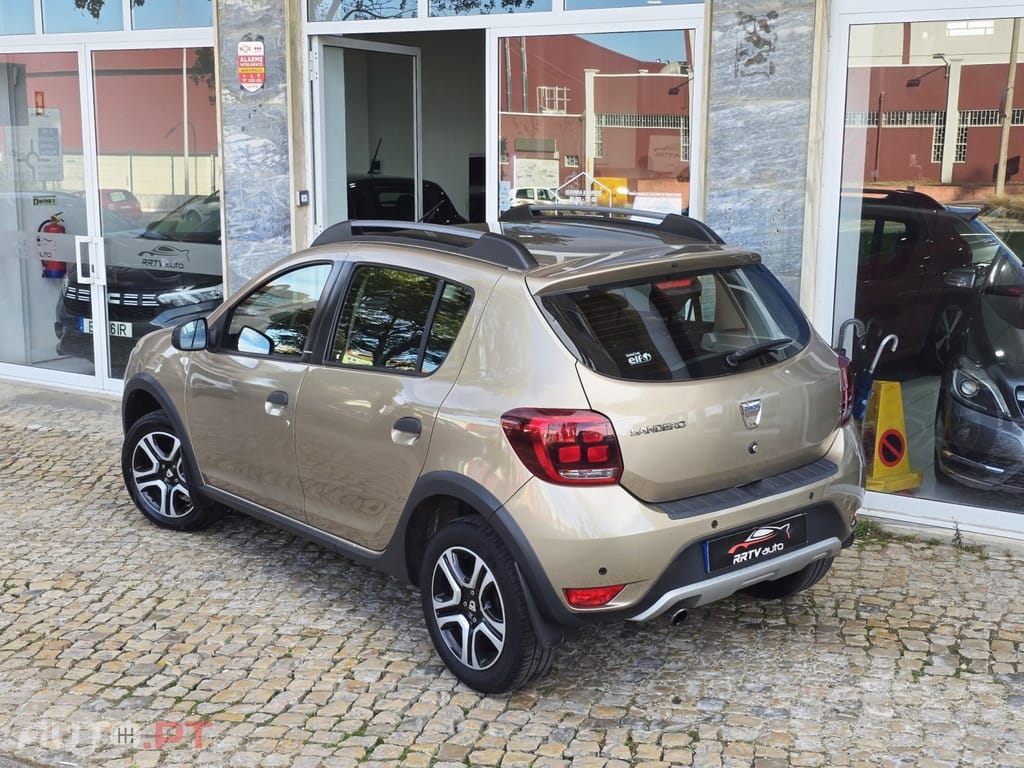Dacia Sandero Stepway TCe 90 Ambiance