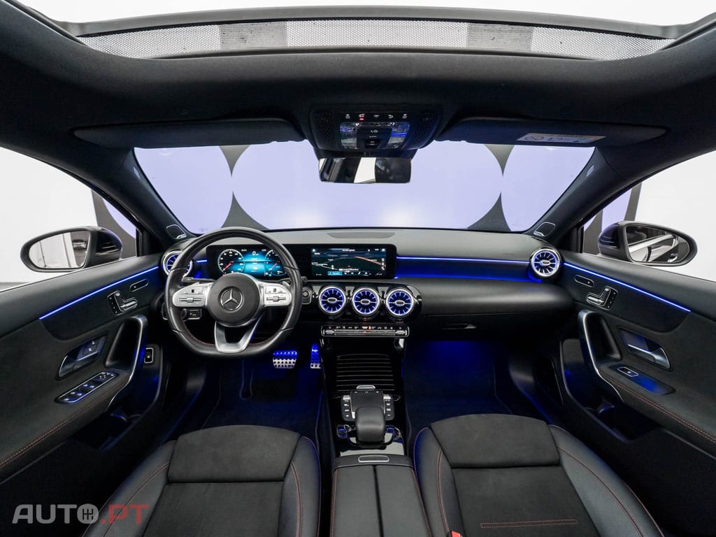 Mercedes-Benz A 250 e AMG Line