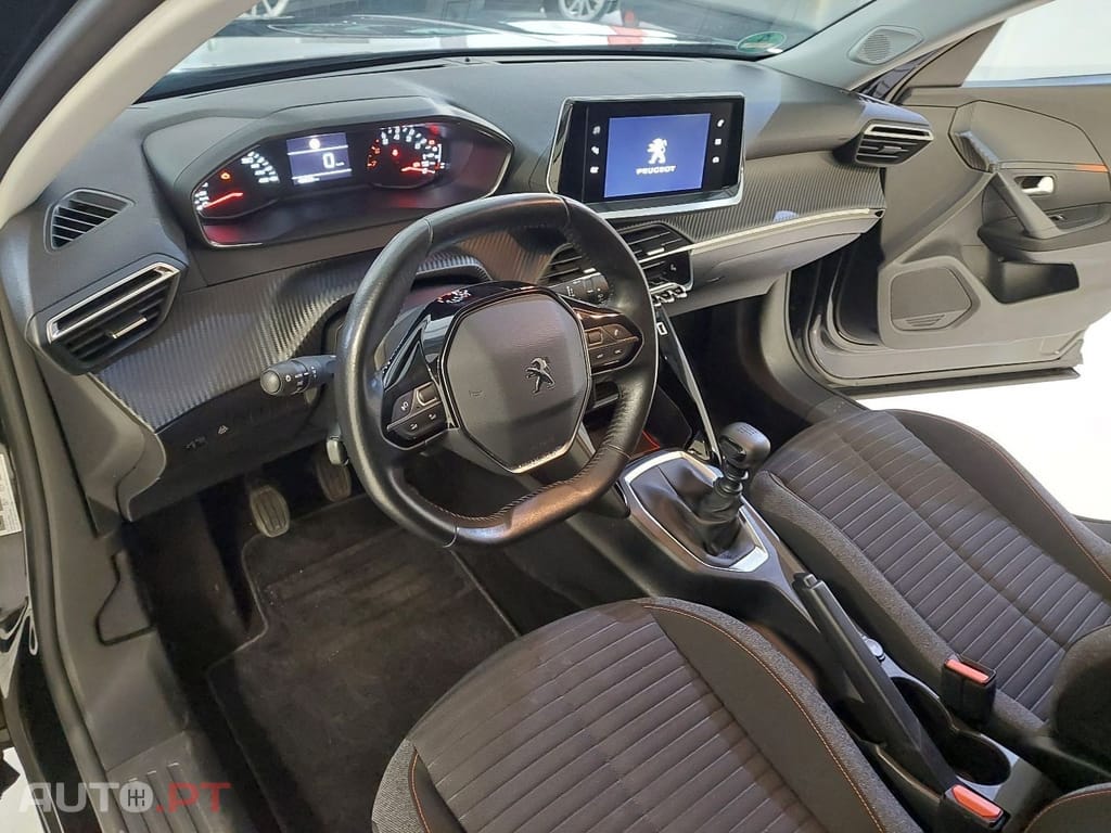 Peugeot 2008 PureTech 130 Active Pack