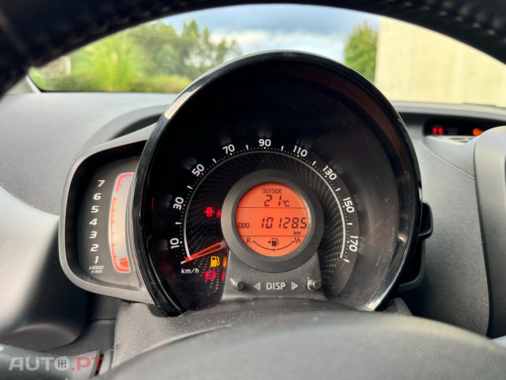 Toyota Aygo 1.0 X-Play Plus