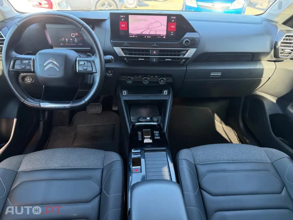 Citroen C4 1.2 PureTech Plus EAT8