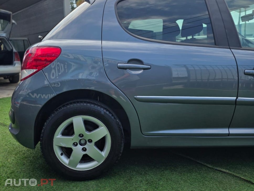 Peugeot 207 1.4 HDi Active