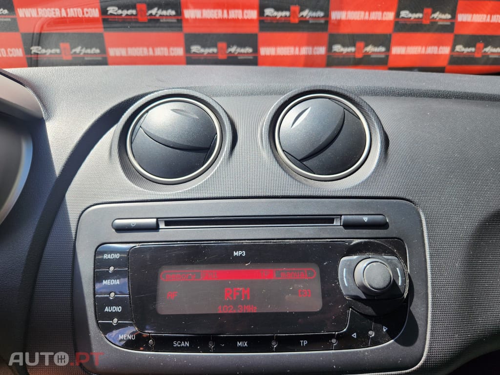 Seat Ibiza SC 1.6 TDi DPF