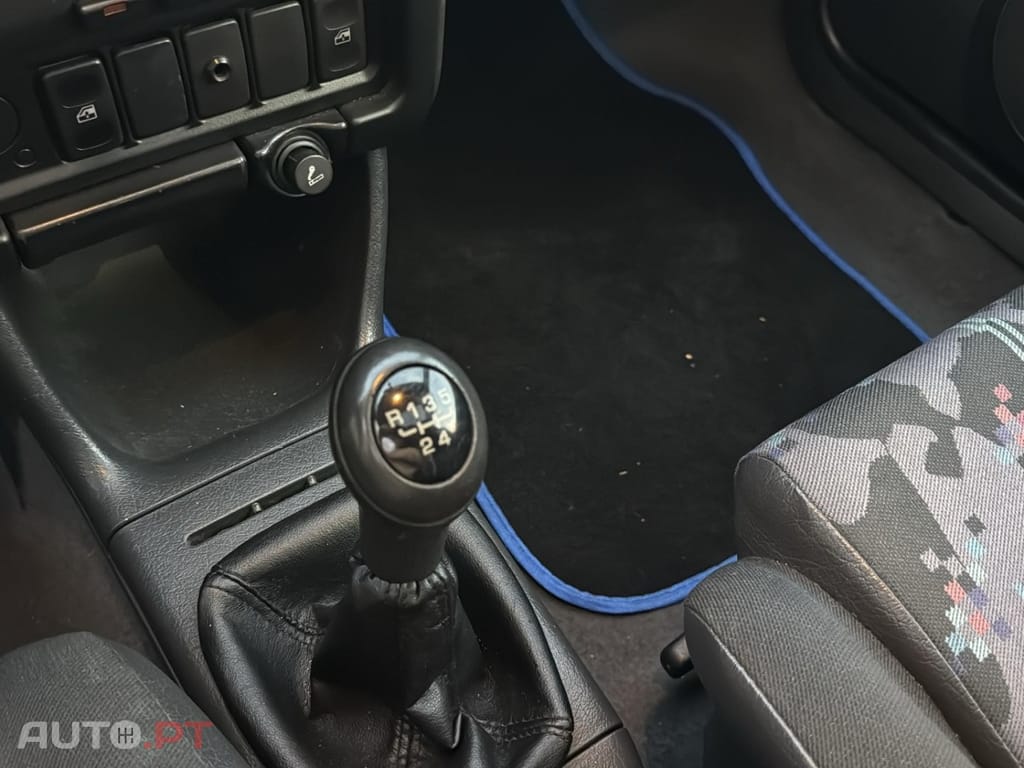 Volkswagen Polo 1.4 16V Sport AC